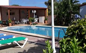 Chalet la Huerta con piscina chimenea y Wifi